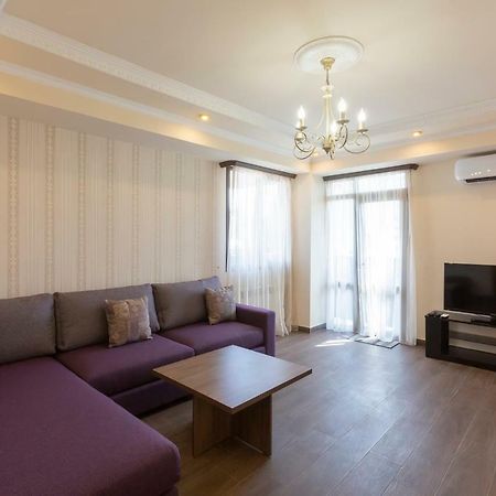 Umba Apartment N3 - Balcony And Mount Ararat View Erivan Dış mekan fotoğraf