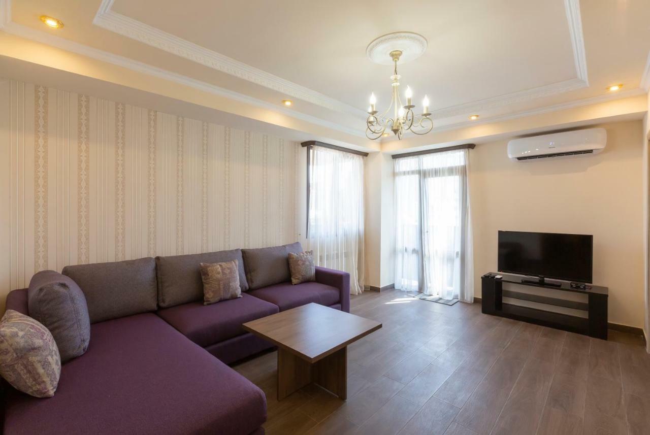 Umba Apartment N3 - Balcony And Mount Ararat View Erivan Dış mekan fotoğraf